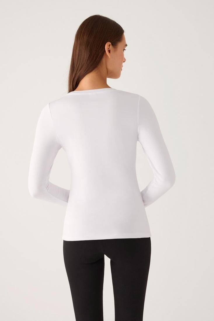 Camiseta térmica básica de mujer Ysabel Mora 70044 en color blanco
