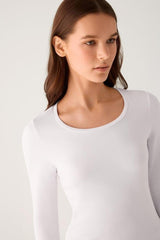 Camiseta térmica básica de mujer Ysabel Mora 70044 en color blanco