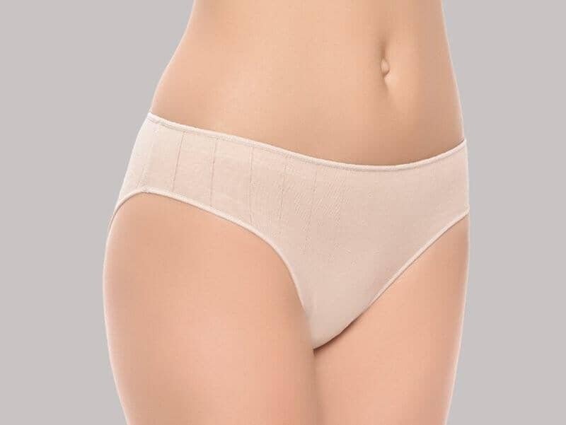 Bragas básicas de mujer cómodas para diario en diferentes cortes y tejidos