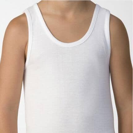 Ropa interior de niño con camisetas, calzoncillos y prendas térmicas