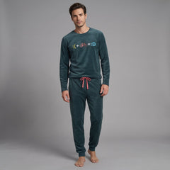 Pijama de microvelour de hombre Dark Elephant MV010 verde con bicicleta y pantalón liso